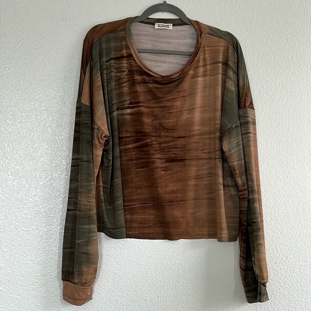 Abstract camo cropped top, size 3X